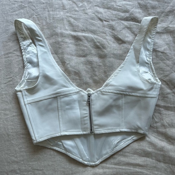 Bardot Corset Crop Top with Zippered Back and Cup Support - Picture 3 of 4